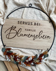 Familienschild Mit Individuell Graviertem Holzelement Und Metallring In 30 Oder 40 Cm Lothi