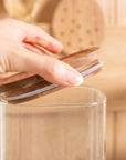 Personalisierbares Glas Mit Hochwertigem Akazienholzdeckel – Perfekte Aufbewahrung Für Lebensmittel Lothi